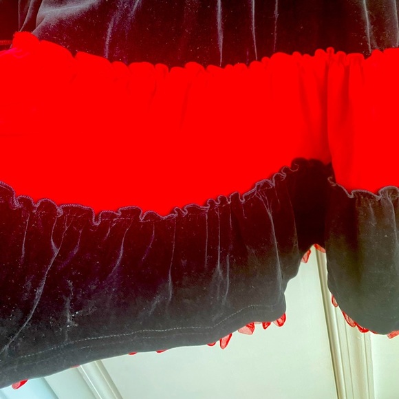 Hanna Andersson Girls Embroidered Tiered Velour Holiday Dress Size 14/16 160 - Picture 3 of 5